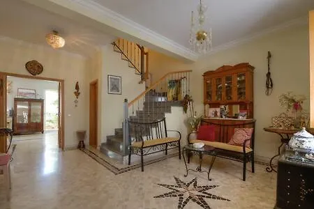 Casa Da Cidade De Loule